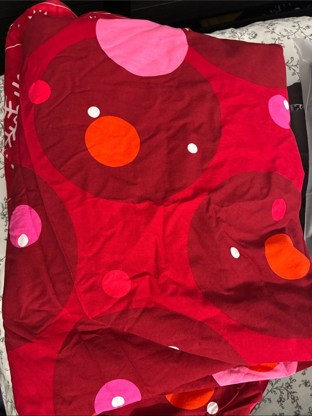 Red & Pink Bubble  twin duvet cover